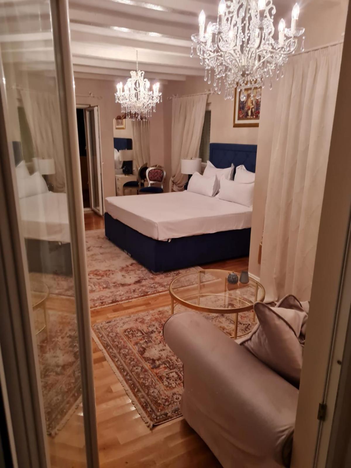 San Mihael Luxury Rooms 1 Дугополье Номер фото