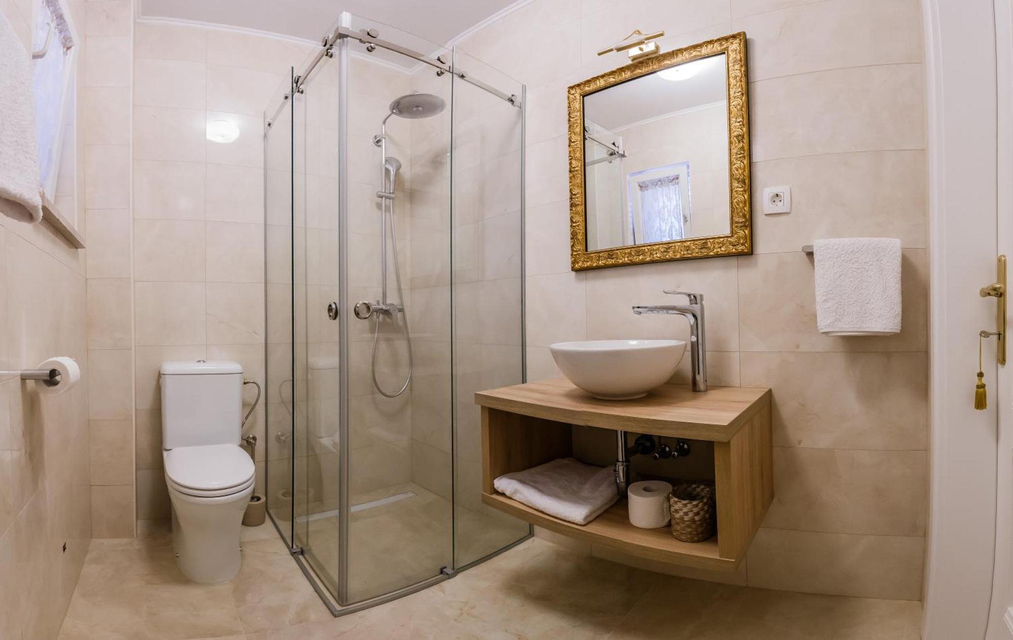 San Mihael Luxury Rooms 1 Дугополье Номер фото